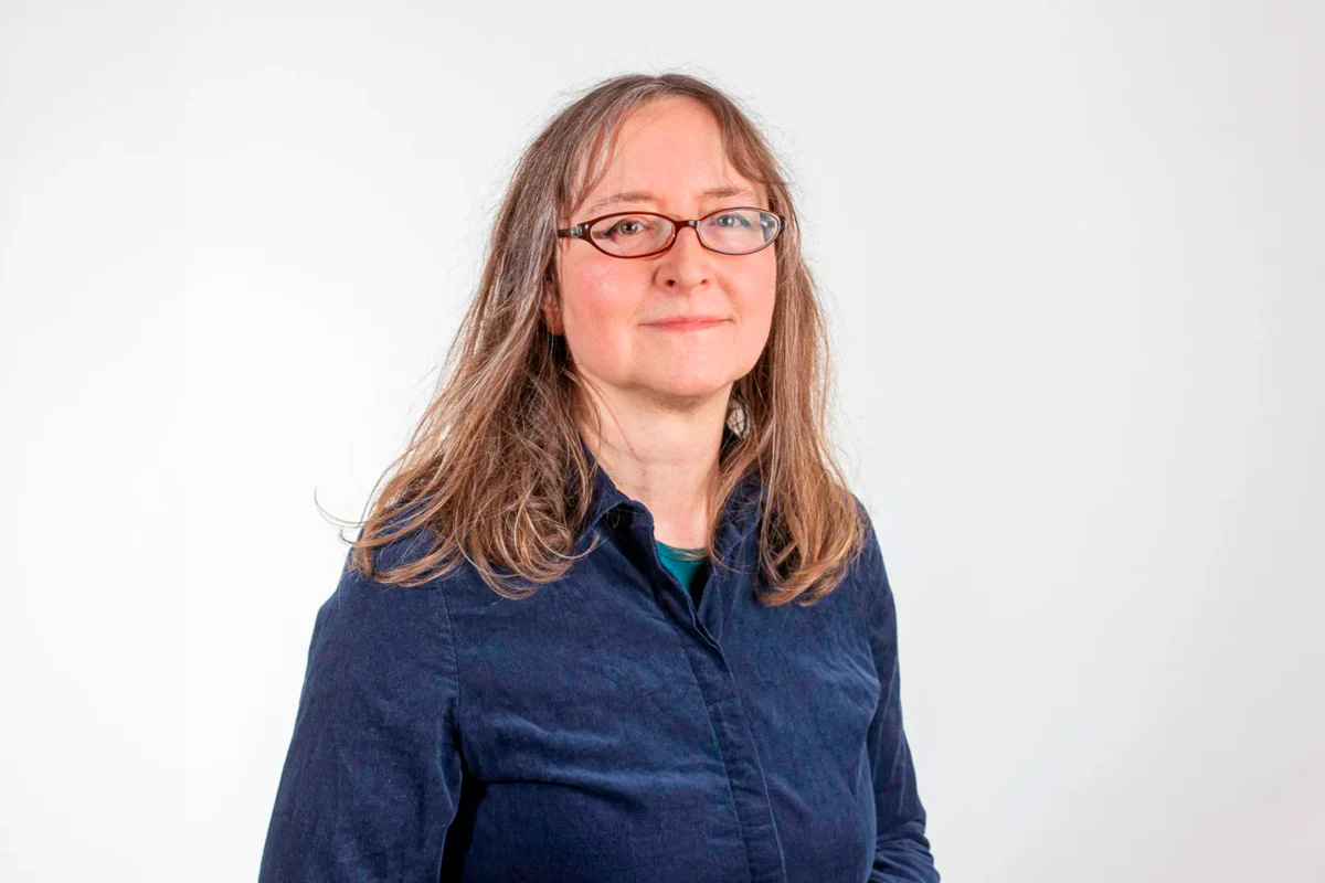 Beate Förster Redaktionsbüro: Expertin für SEO-Texte und KI-optimierten Content (AIO) – Journalistin & Texterin für den Ja-Momente Hochzeitsblog Stuttgart, RLP, BW & deutschlandweit. Fotografin: Beate Förster